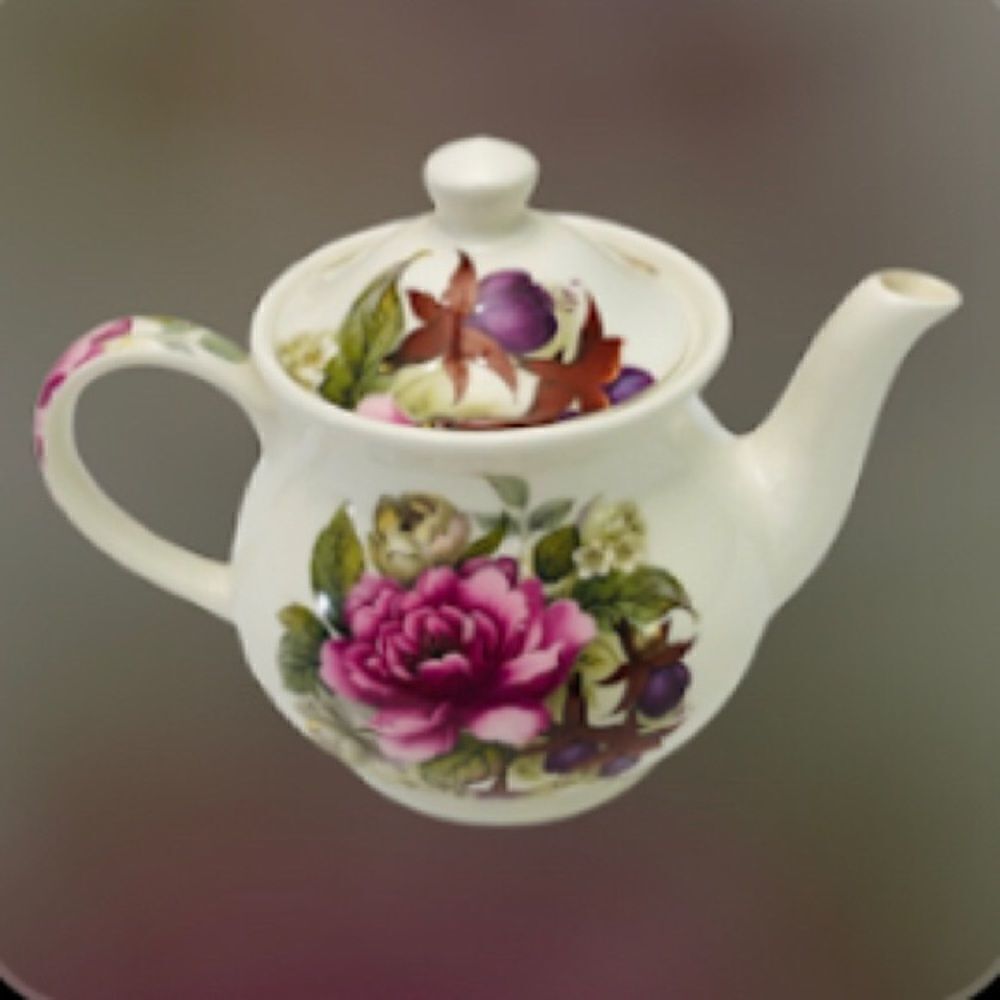 Vintage Windsor of England 40oz Rose English Garden Teapot